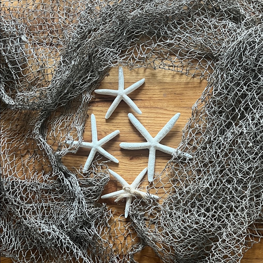 Nautical Fishing Net with Starfish Accents - Picture 2 of 3